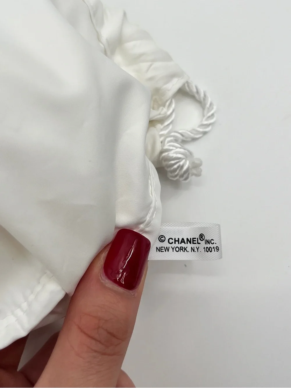 Chanel Le Blanc White Satin Drawstring Pouch dust bag designer packaging